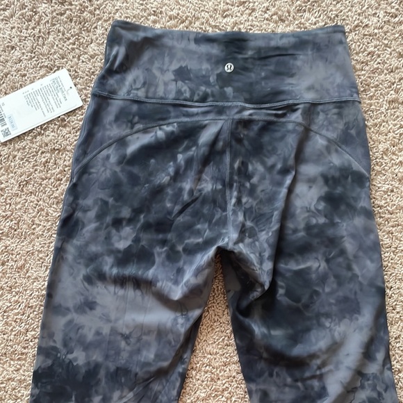 Lululemon groove SHR flare *nulu - Picture 3 of 7